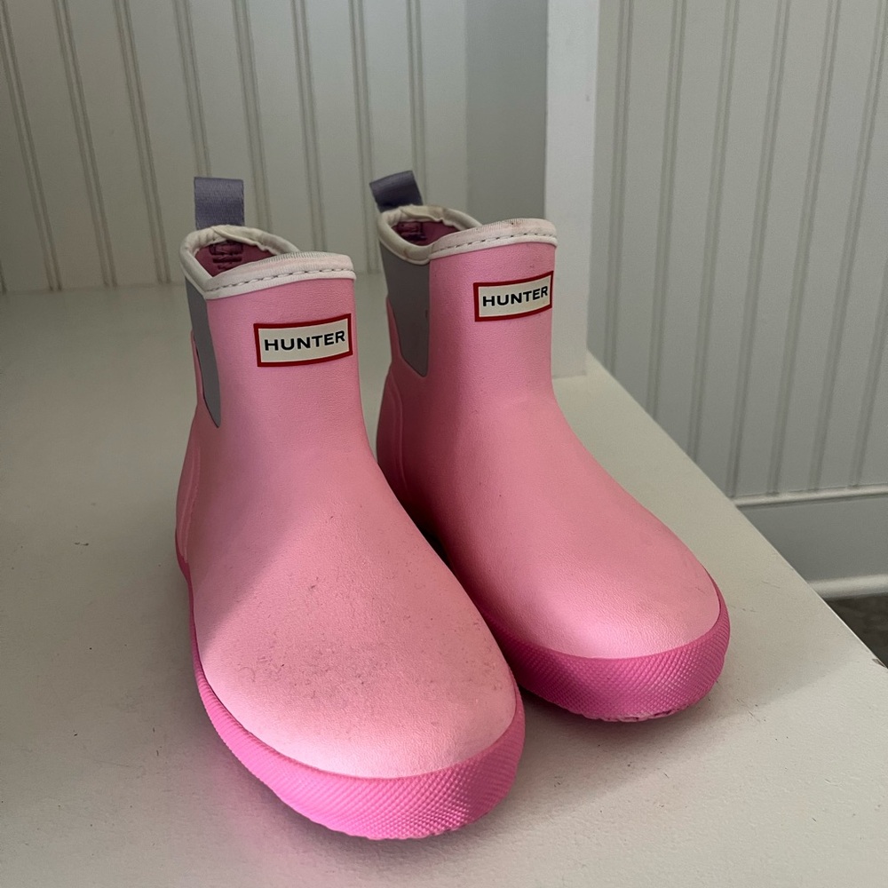Hunter Kids Bubblegum Pink Chelsea Rain Boots